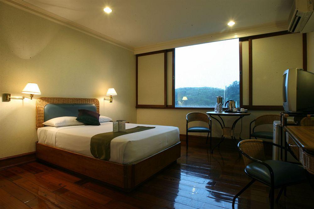 The Legend Palawan Otel Puerto Princesa Dış mekan fotoğraf