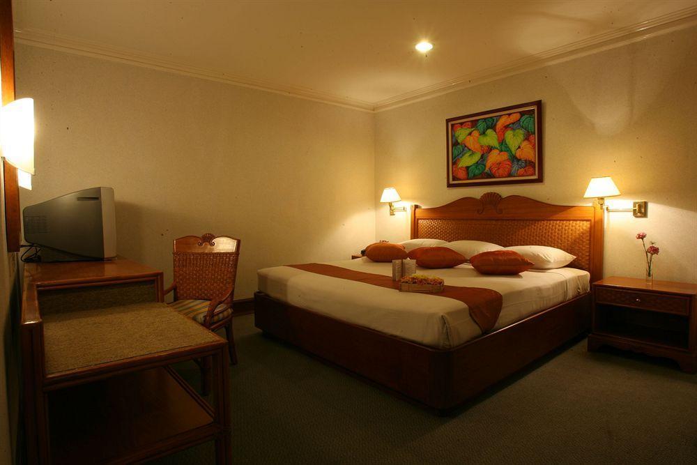 The Legend Palawan Otel Puerto Princesa Dış mekan fotoğraf