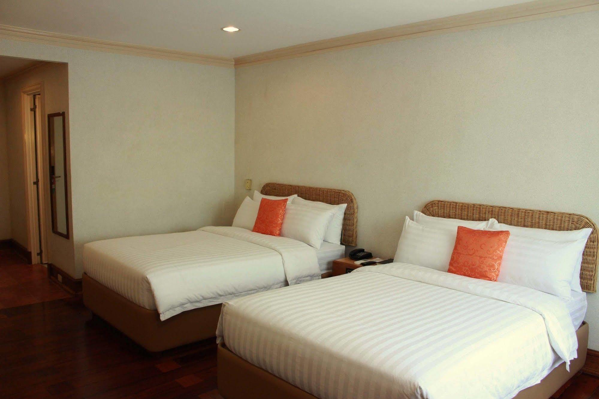 The Legend Palawan Otel Puerto Princesa Dış mekan fotoğraf