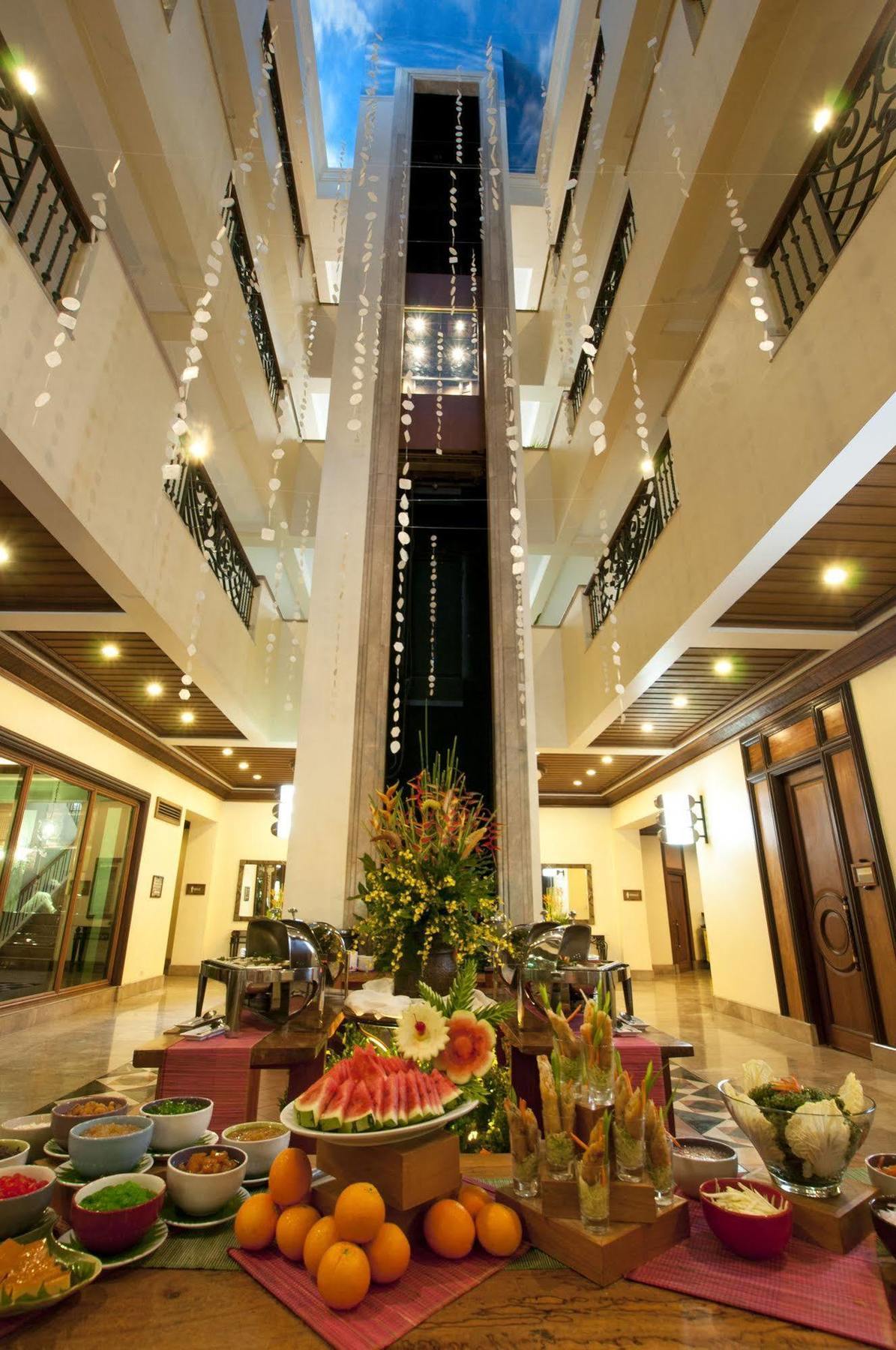 The Legend Palawan Otel Puerto Princesa Dış mekan fotoğraf